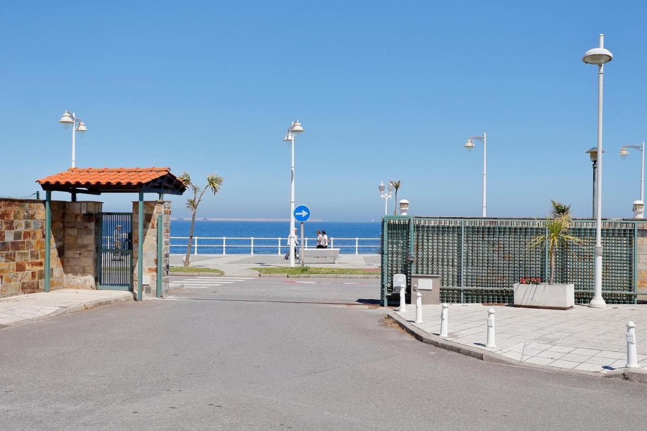 Villa 158A Triplex Rinconin con piscina Gijón Esterno foto