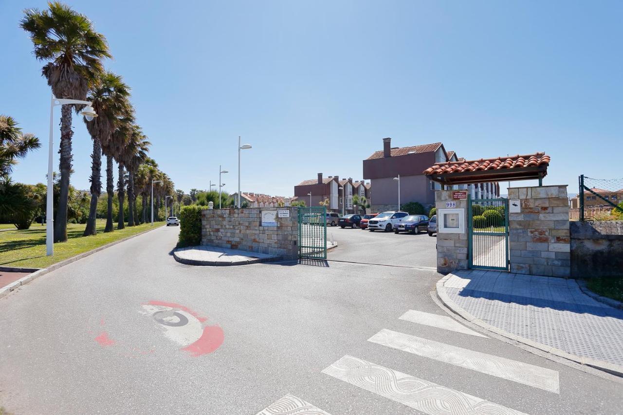 Villa 158A Triplex Rinconin con piscina Gijón Esterno foto